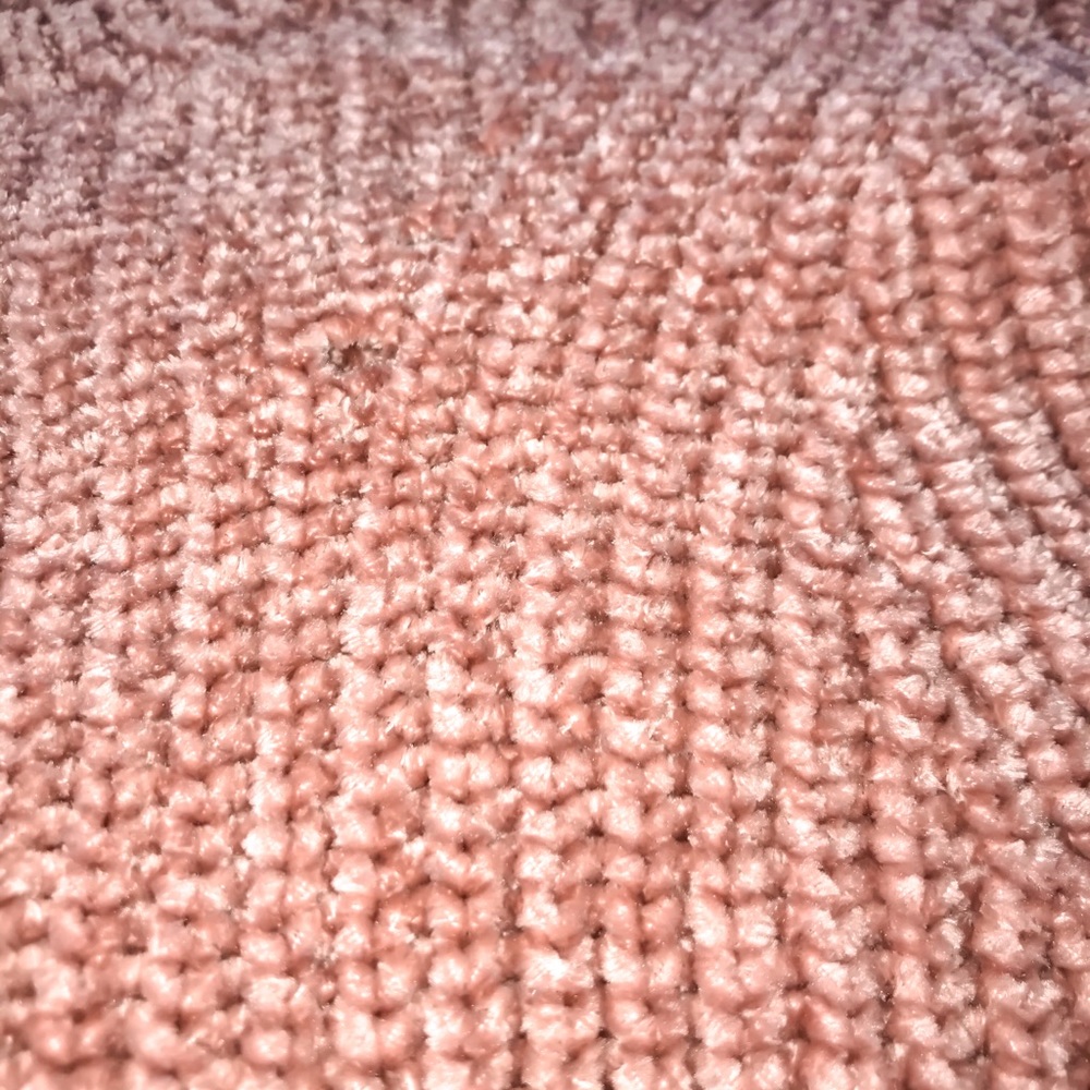 pink rose sweater - Picture 2 of 4